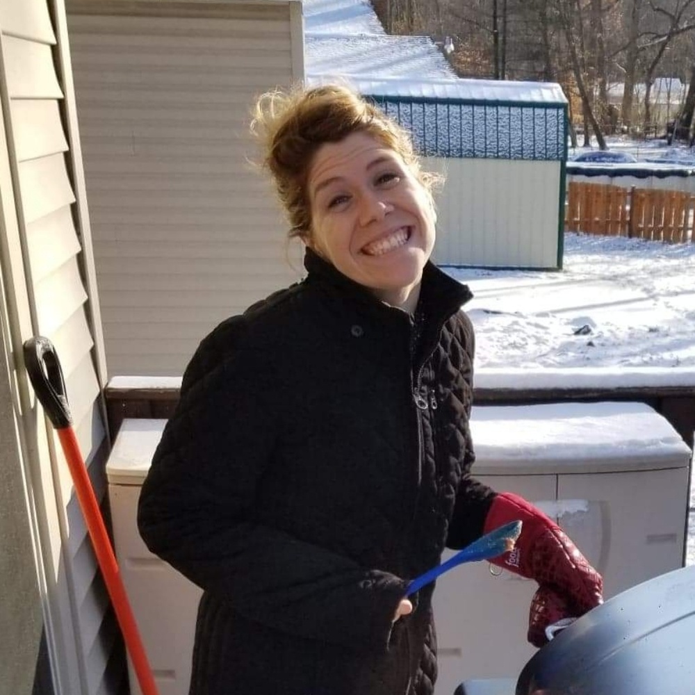 Meet your Posher, Elise